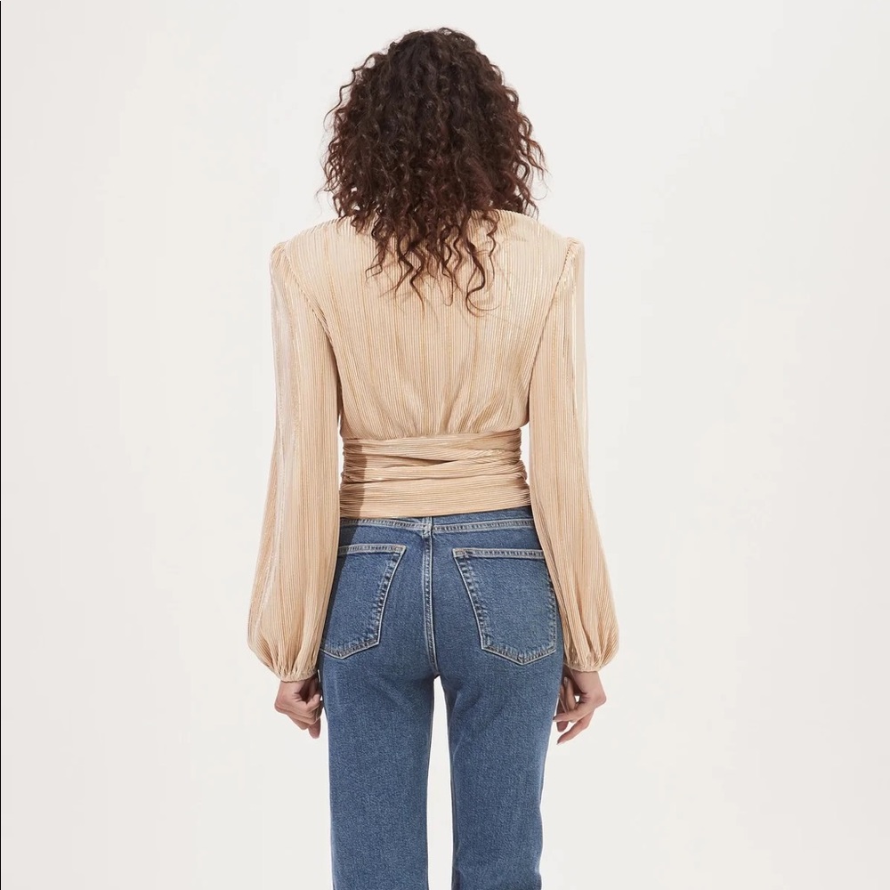BRAYDON PLEATED RUCHED FRONT LONG SLEEVE TOP